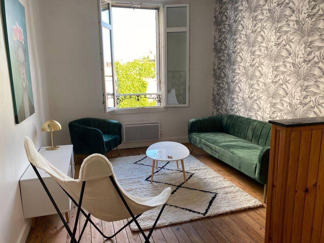 Appartement 3 pièces 46 m² · à Bordeaux · 46 m² · 975 €
