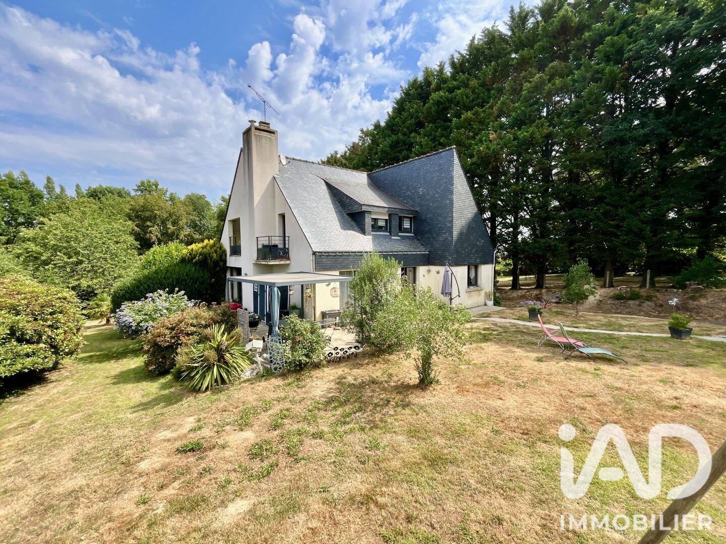 Maison 6 pièces 201 m² · à Saint-Gonnery · 201 m² · 270 000 €