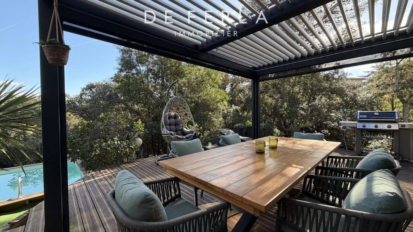 Maison 7 pièces 196 m² · à Fréjus · 196 m² · 999 000 €