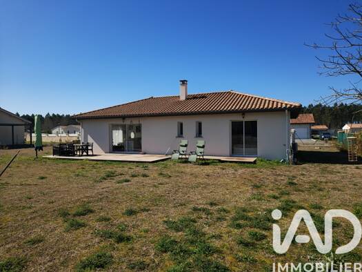 Maison à vendre 230 000 € 4 pièces 3 chambres 100 m² 1 376 m² de terrain Luxey 40430