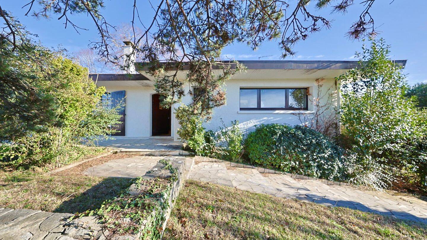 Maison 6 pièces 300 m² · à Anglet · 300 m² · 1 080 000 €