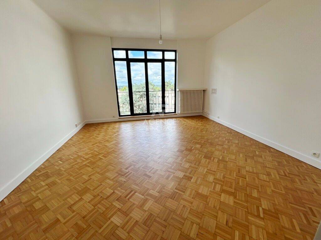 Appartement 4 pièces 87 m² · à Versailles · 87 m² · 475 000 €