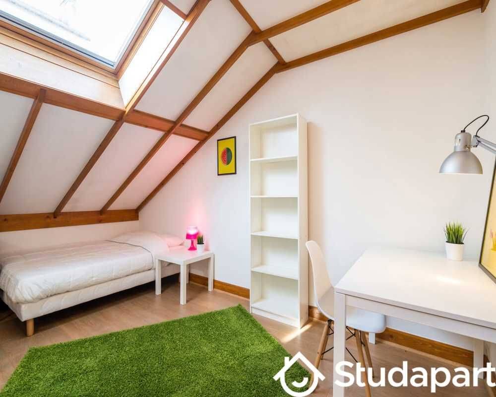 1 pièce 15 m² · à Lyon 3ème Arrondissement · 15 m² · 750 €/mois