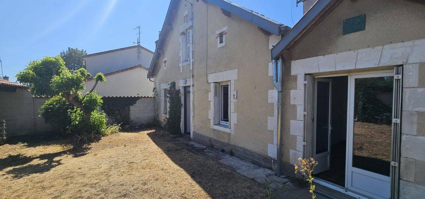 Maison 2 pièces 71 m² · à Poitiers · 70,6 m² · 695 €
