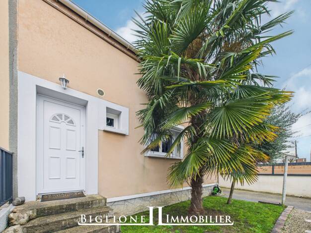 Maison à vendre 312 000 € 5 pièces 3 chambres 93 m² 251 m² de terrain General de Gaulle-Iles Montfermeil 93370