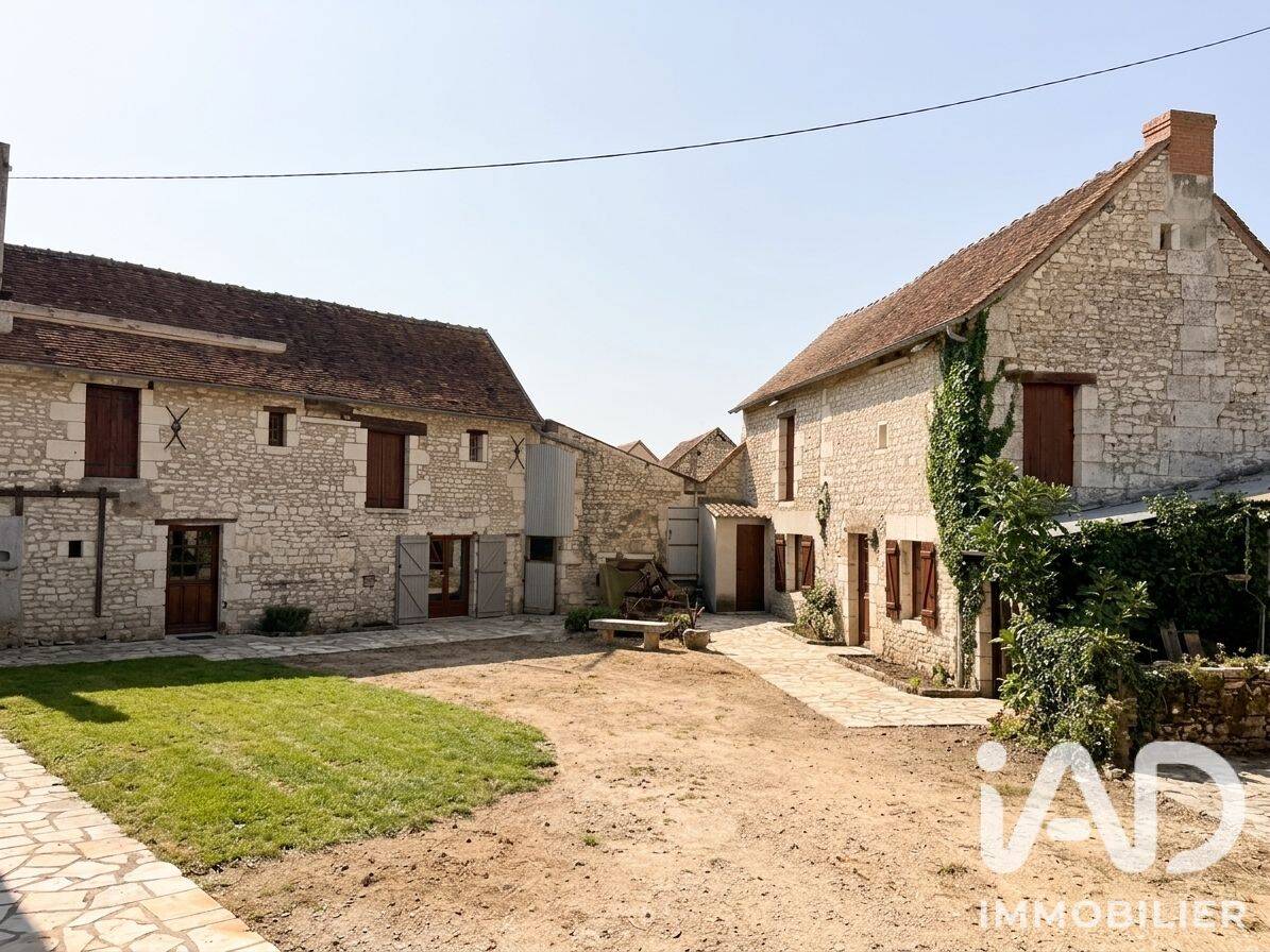 Maison 10 pièces 60 m² · à Pouzay · 60 m² · 120 000 €