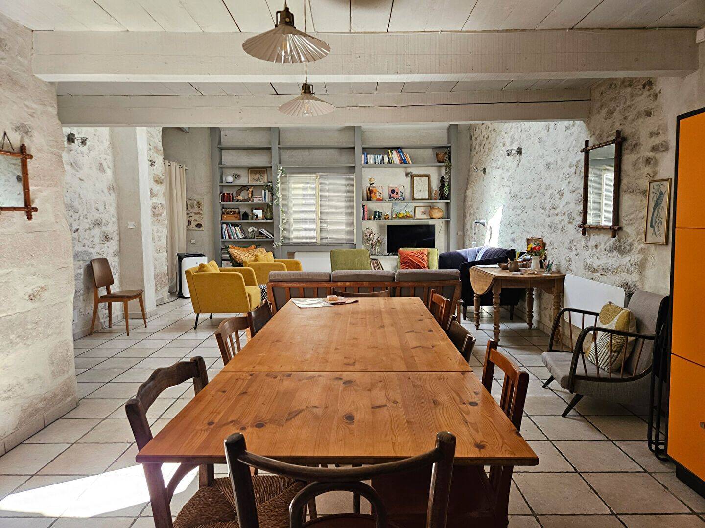 Appartement 4 pièces 126 m² · à Villeneuve-lès-Avignon · 126 m² · 1 580 €