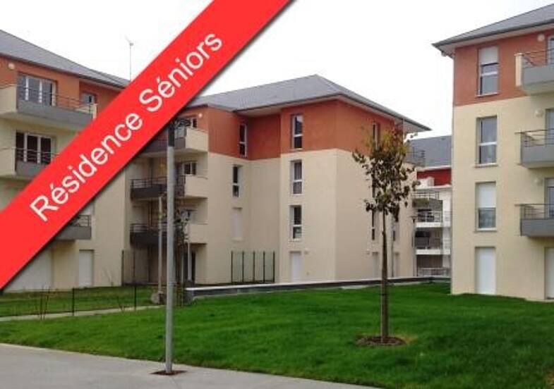 Appartement à louer 750 € 2 pièces 1 chambre 44,2 m² RDC/1 Clos de la Grande Salle Fleury les Aubrais 45400