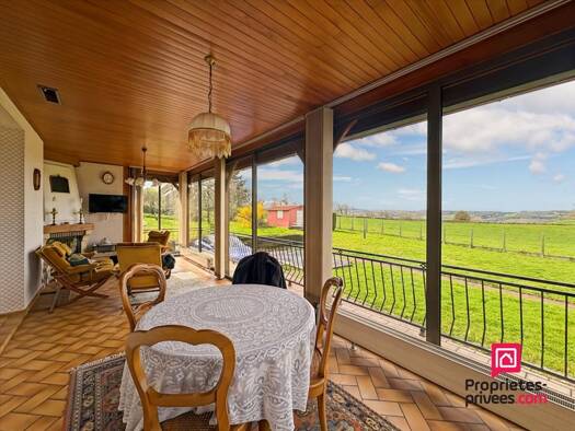 Maison à vendre 225 000 € 8 pièces 4 chambres 140 m² 3 626 m² de terrain Rouvray 21530