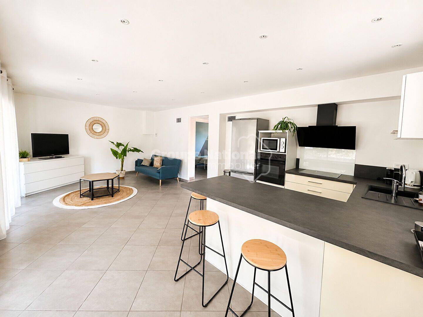 Appartement 3 pièces 63 m² · à Les Pennes-Mirabeau · 62,5 m² · 1 235 €