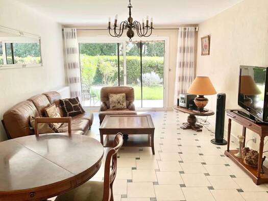 Appartement à vendre 210 000 € 3 pièces 2 chambres 77,4 m² RDC/4 Échirolles 38130