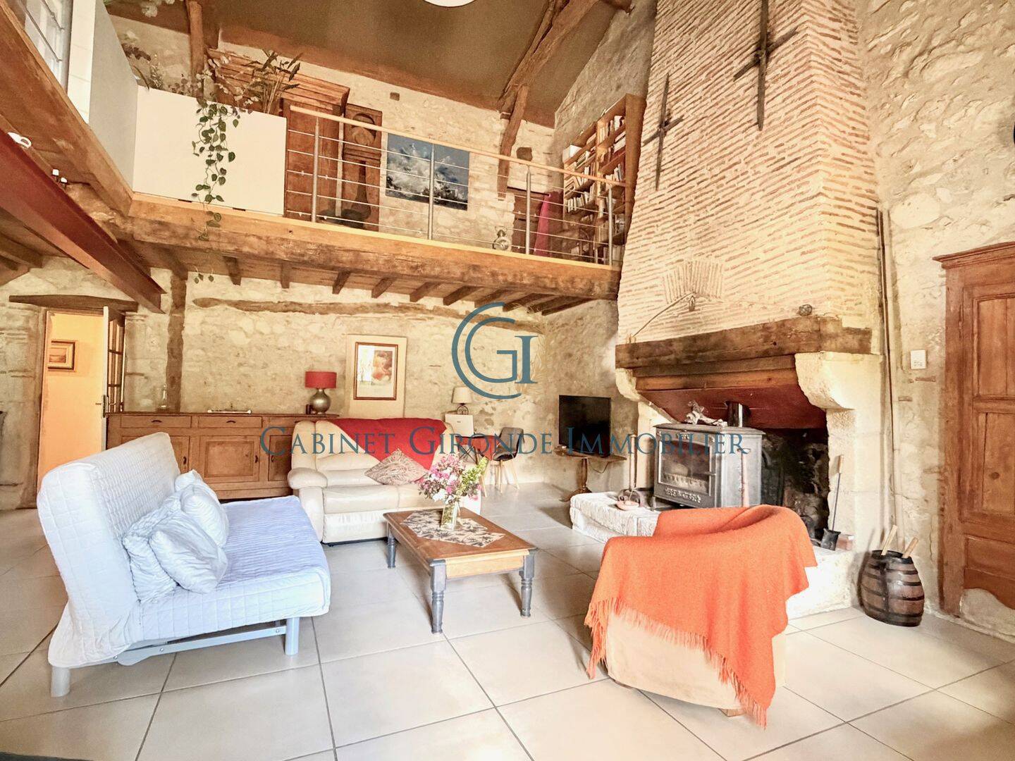 Maison 8 pièces 225 m² · à Grignols · 224,5 m² · 420 000 €