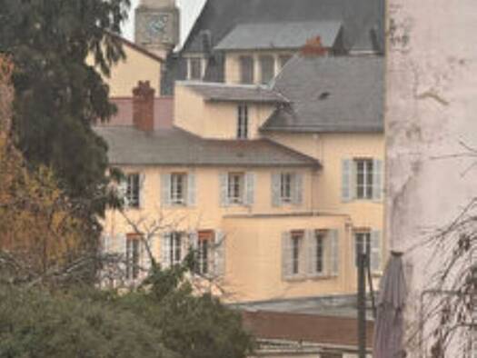 Appartement à vendre 75 000 € 1 pièce 40 m² Étage 2/3 Centre Ville Mâcon 71000