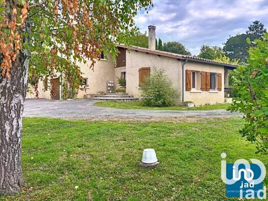 Maison à vendre 265 000 € 8 pièces 3 chambres 123 m² 2 548 m² de terrain Lectoure 32700