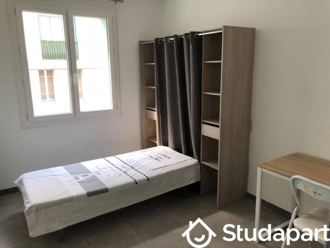 1 pièce 10 m² · à Marseille 1er Arrondissement · 10 m² · 370 €/mois