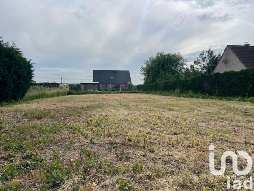 Terrain constructible à vendre 49 900 € 861 m² de terrain Holque 59143
