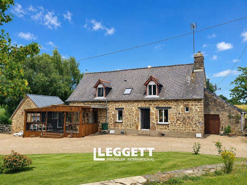 Maison 4 pièces 151 m² · à Saint-Berthevin-la-Tannière · 151 m² · 230 000 €