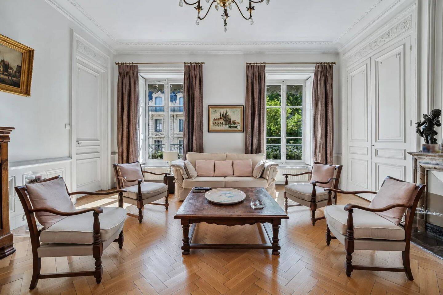 Appartement 3 pièces 121 m² · à Lyon 6ème Arrondissement · 121 m² · 750 000 €