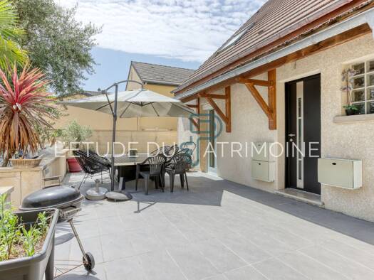 Maison à vendre 630 000 € 5 pièces 3 chambres 111,6 m² 400,1 m² de terrain Cachan 94230