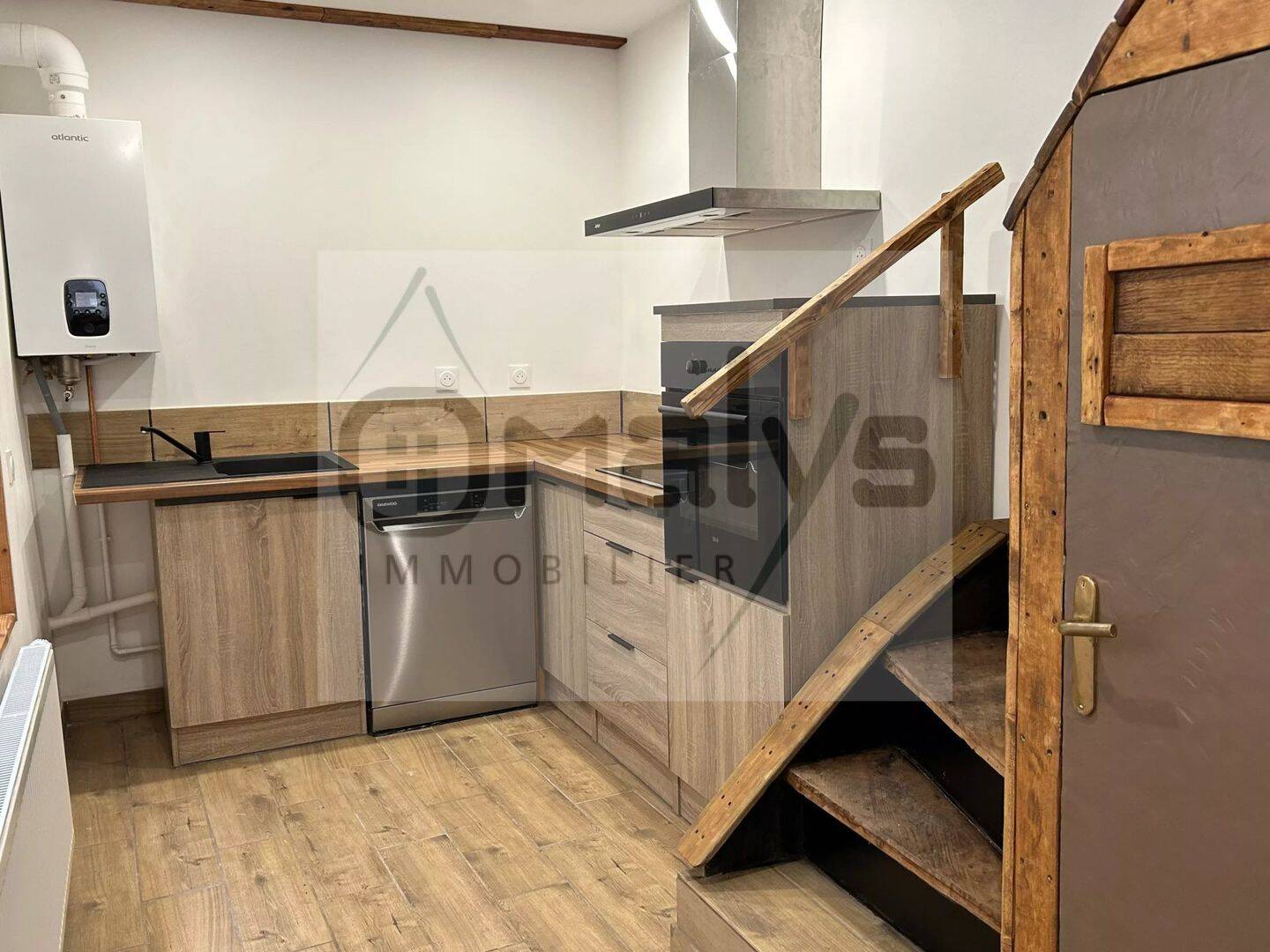 Maison 3 pièces 89 m² · à Aire-sur-la-Lys · 88,8 m² · 760 €/mois