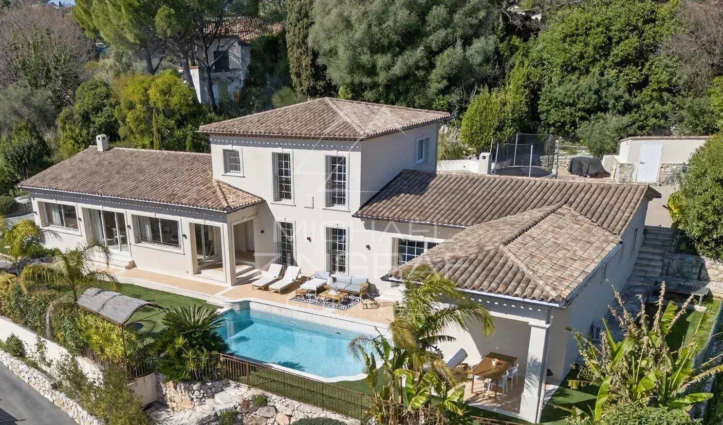 Maison 230 m² · à Mougins · 229,8 m² · 2 590 000 €