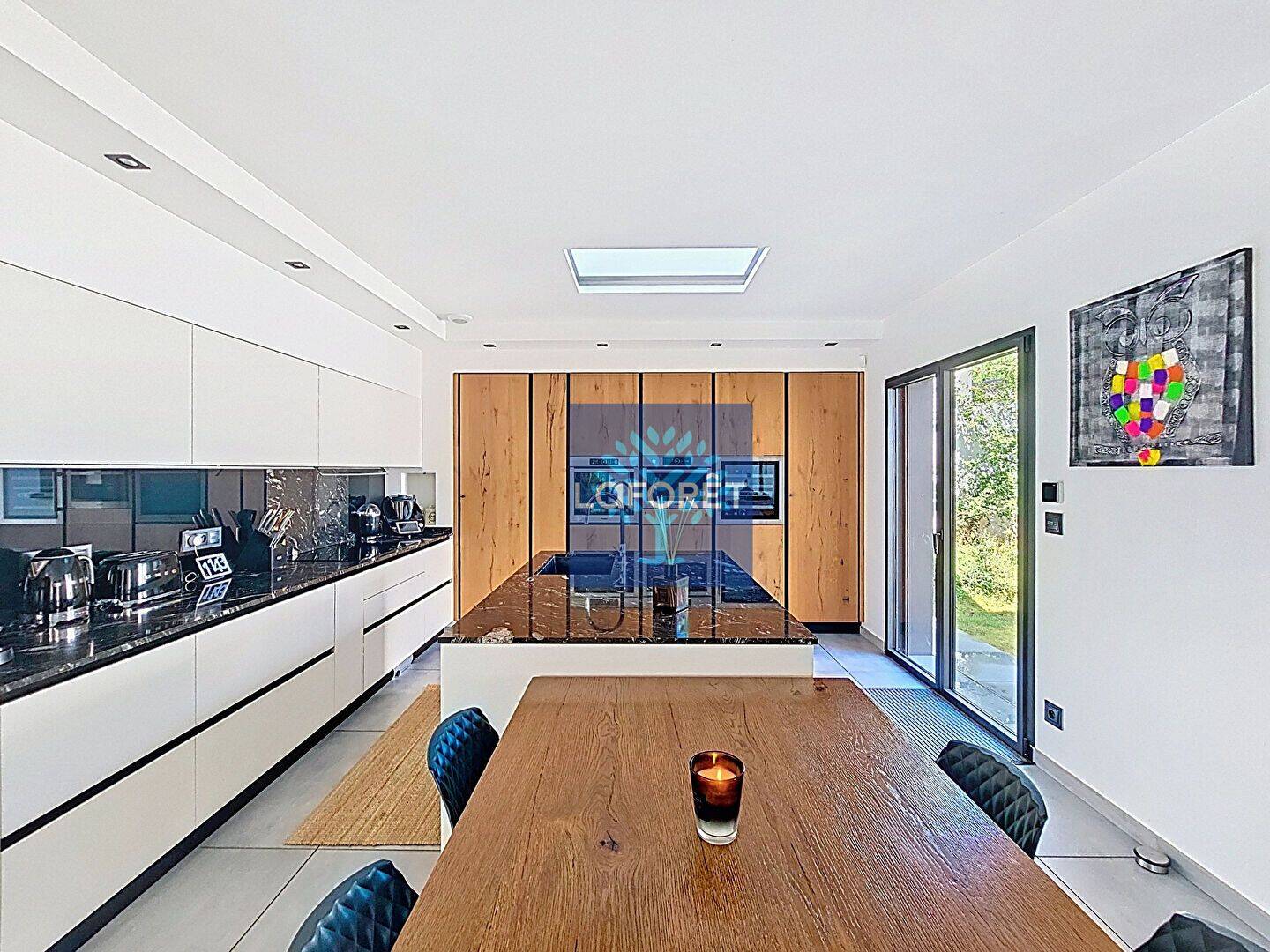 Maison 6 pièces 200 m² · à Vernaison · 200 m² · 1 230 000 €