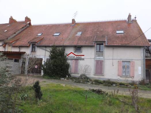 Immeuble à vendre 206 000 € 842 m² Sancoins 18600