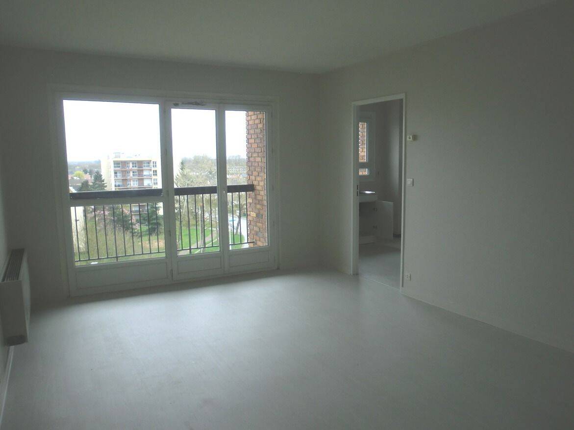 Appartement 1 pièce 35 m² · à Maurepas · 35 m² · 618 €