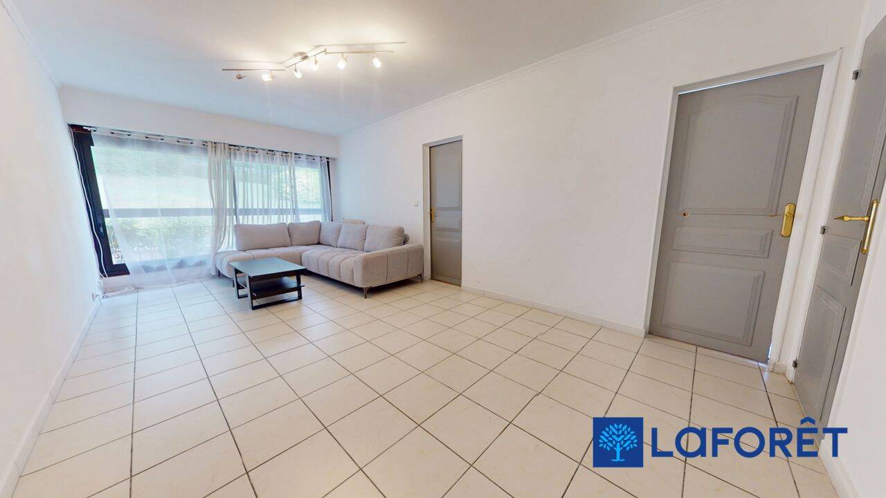 Appartement 3 pièces 66 m² · à Athis-Mons · 65,7 m² · 1 130 €