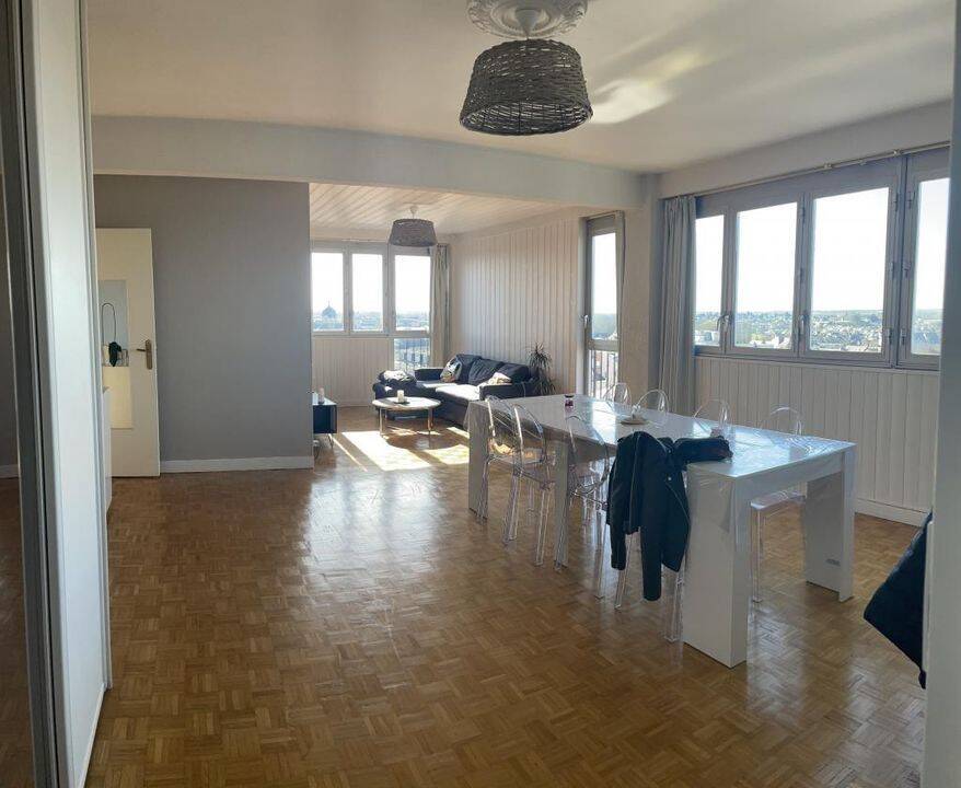 Appartement 3 pièces 79 m² · à Châteauroux · 79 m² · 780 €