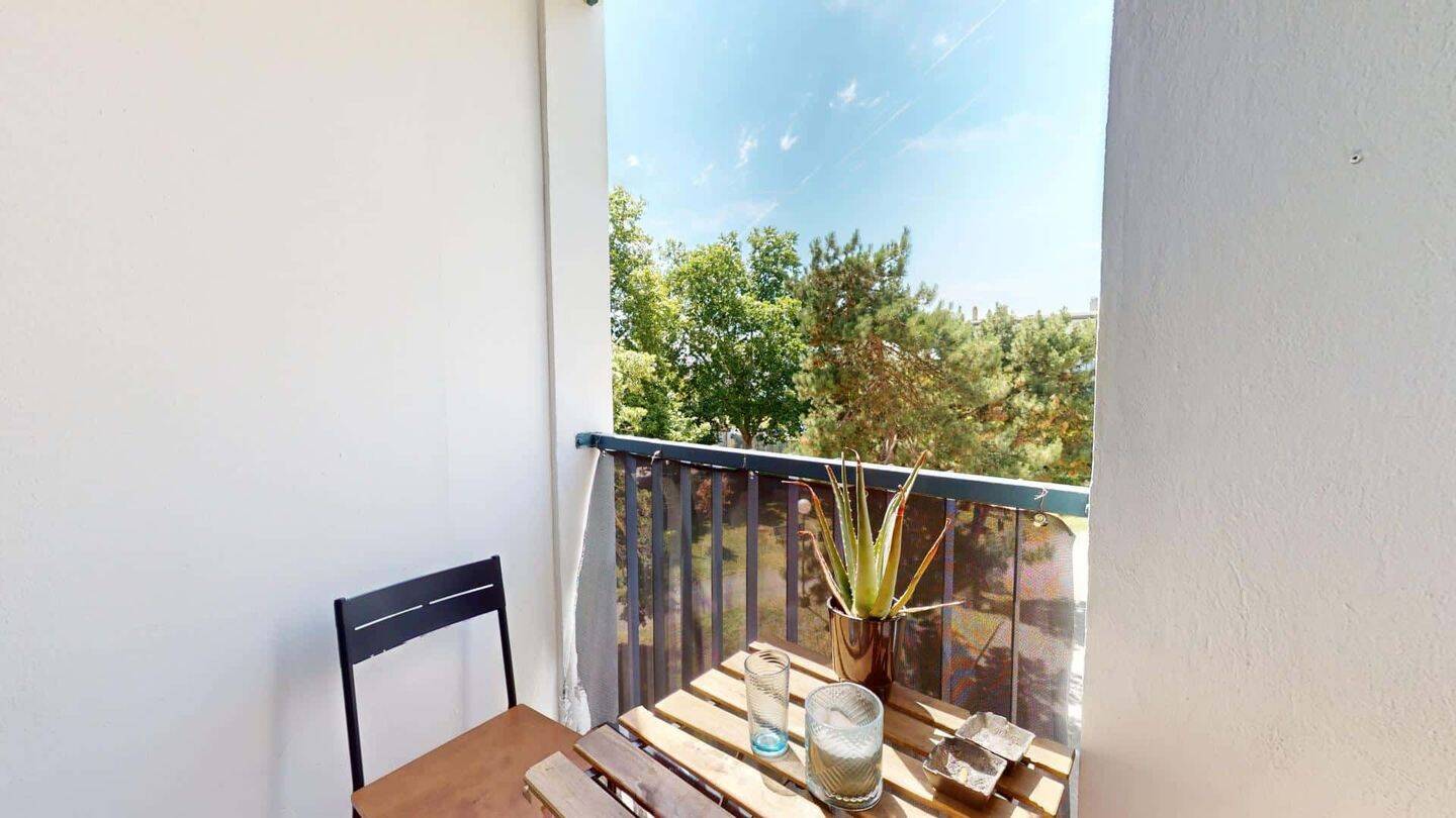 Room in Route de Seysses, Toulouse for 74 m² with 4 bedrooms - C — 13