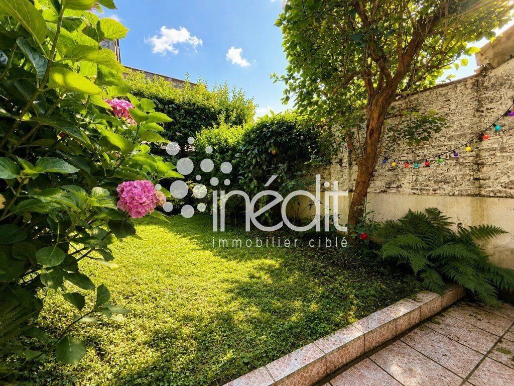 Maison 6 pièces 138 m² · à Lambersart · 138 m² · 438 000 €