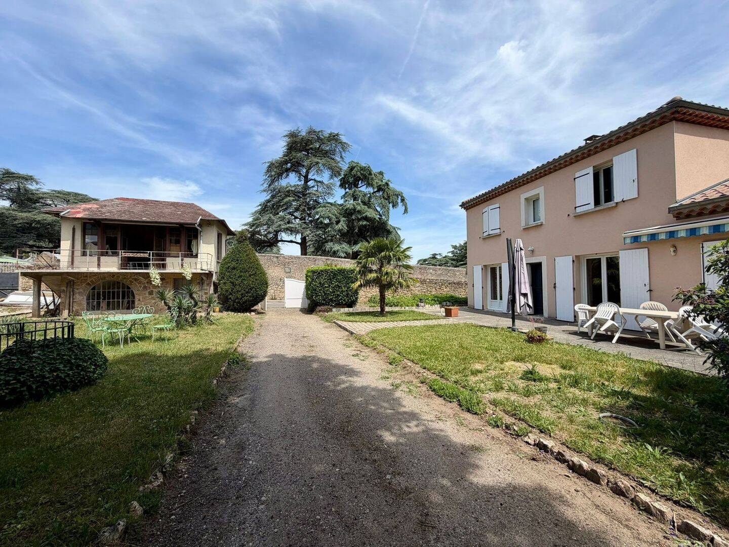 Maison 6 pièces 106 m² · à Annonay · 106 m² · 220 000 €