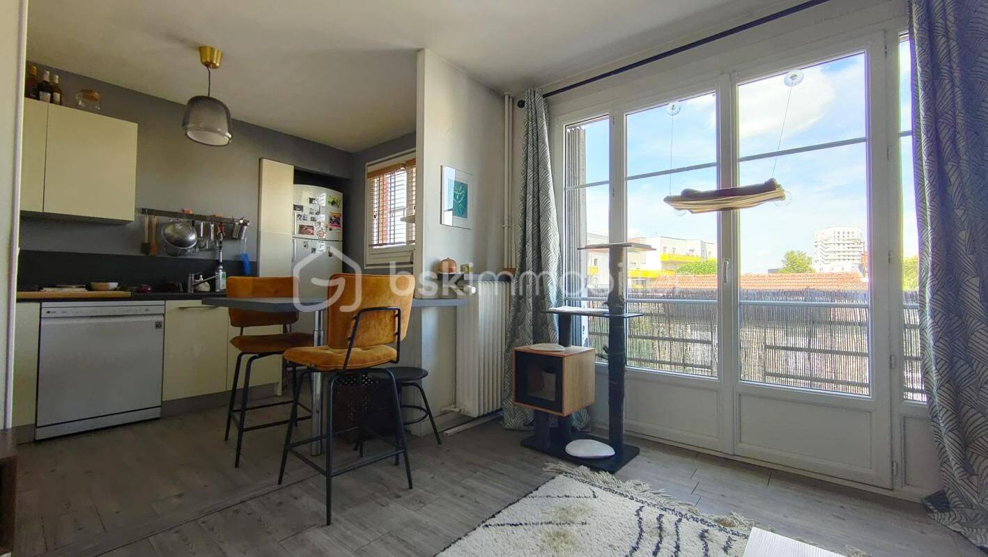 Appartement 4 pièces 70 m² · à Noisy-le-Sec · 70 m² · 221 000 €