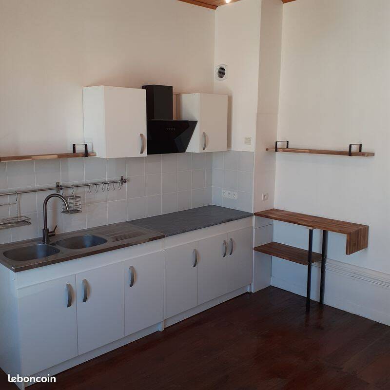 Maison 4 pièces 90 m² · à La Couronne · 90 m² · 700 €