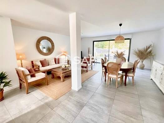 Maison à vendre 345 000 € 6 pièces 3 chambres 107 m² 220 m² de terrain Lacroix-Saint-Ouen 60610