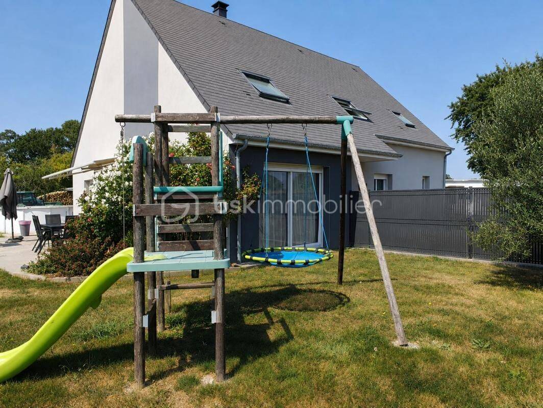 Maison 6 pièces 154 m² · à Saint-James · 154 m² · 249 000 €