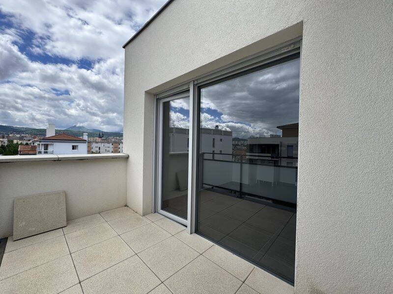 Appartement 3 pièces 60 m² · à Clermont-Ferrand · 59,7 m² · 791 €/mois