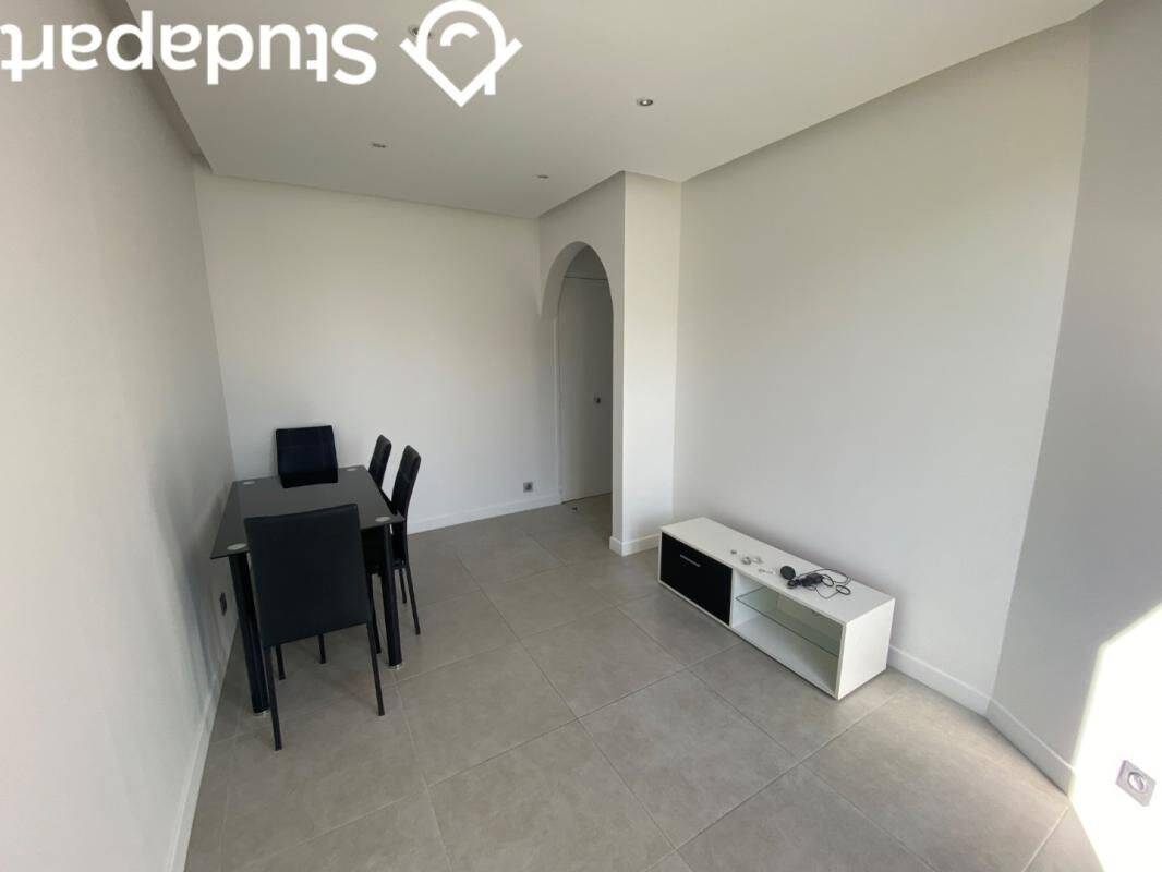 Appartement 2 pièces 30 m² · à La Garenne-Colombes · 30 m² · 1 100 €