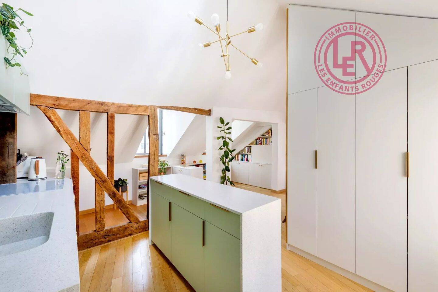 Appartement 3 pièces 73 m² · à Paris 3ème Arrondissement · 73,2 m² · 2 600 €/mois