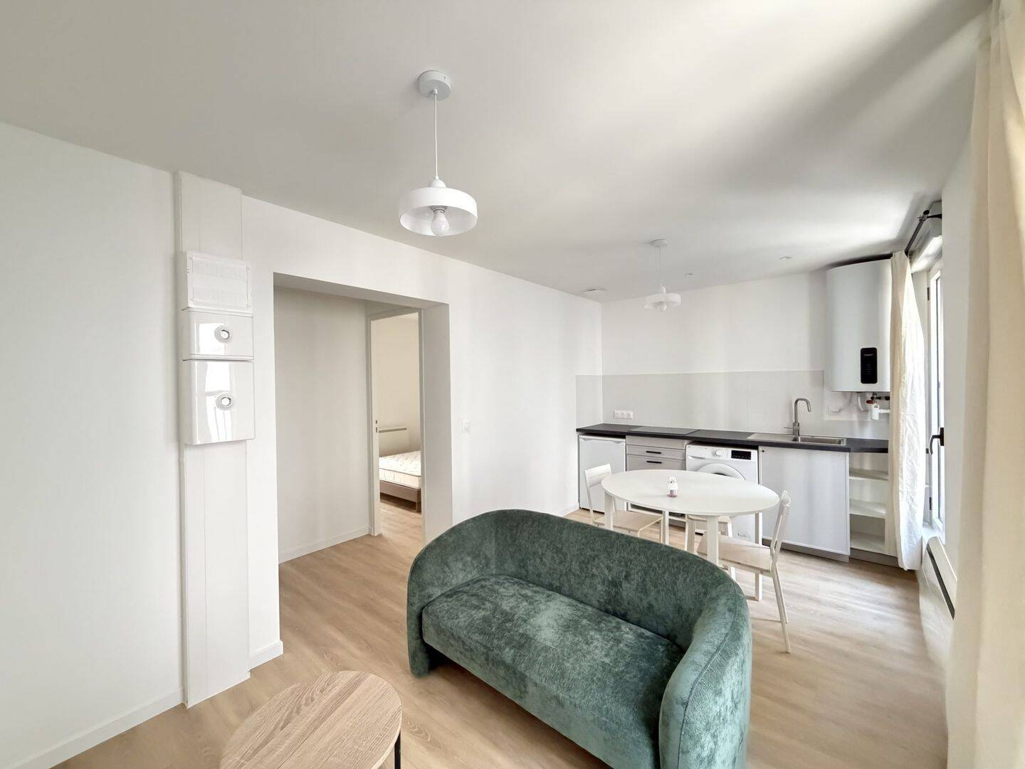 Appartement 1 pièce 25 m² · à Paris 18ème Arrondissement · 25,5 m² · 1 229 €/mois
