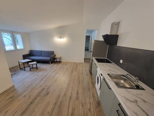 Maison à vendre 190 000 € 5 pièces 4 chambres 85 m² 85 m² de terrain Planty-Amandiers Buxerolles 86180