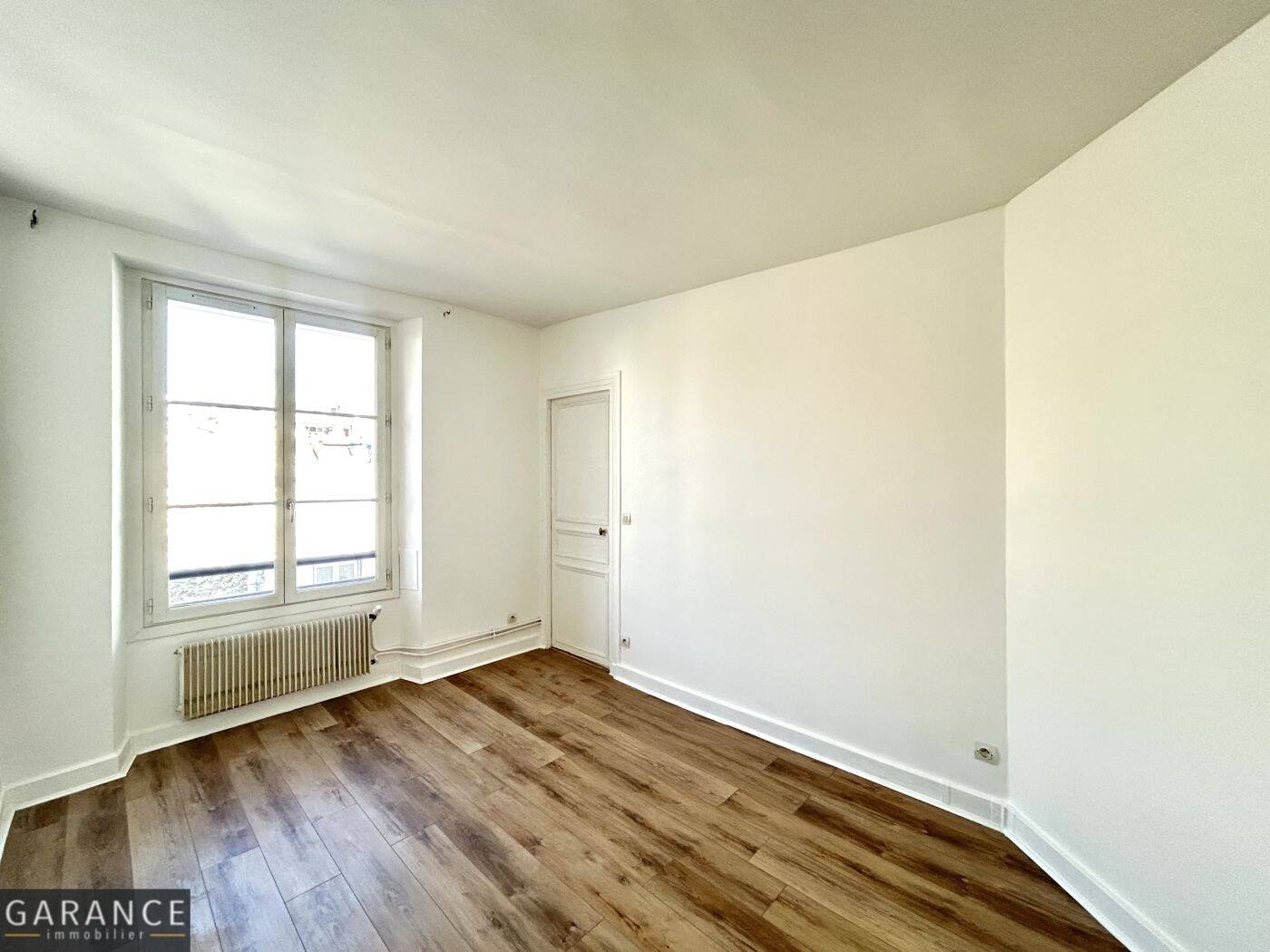 Appartement 2 pièces 34 m² · à Paris 14ème Arrondissement · 33,7 m² · 1 130 €/mois