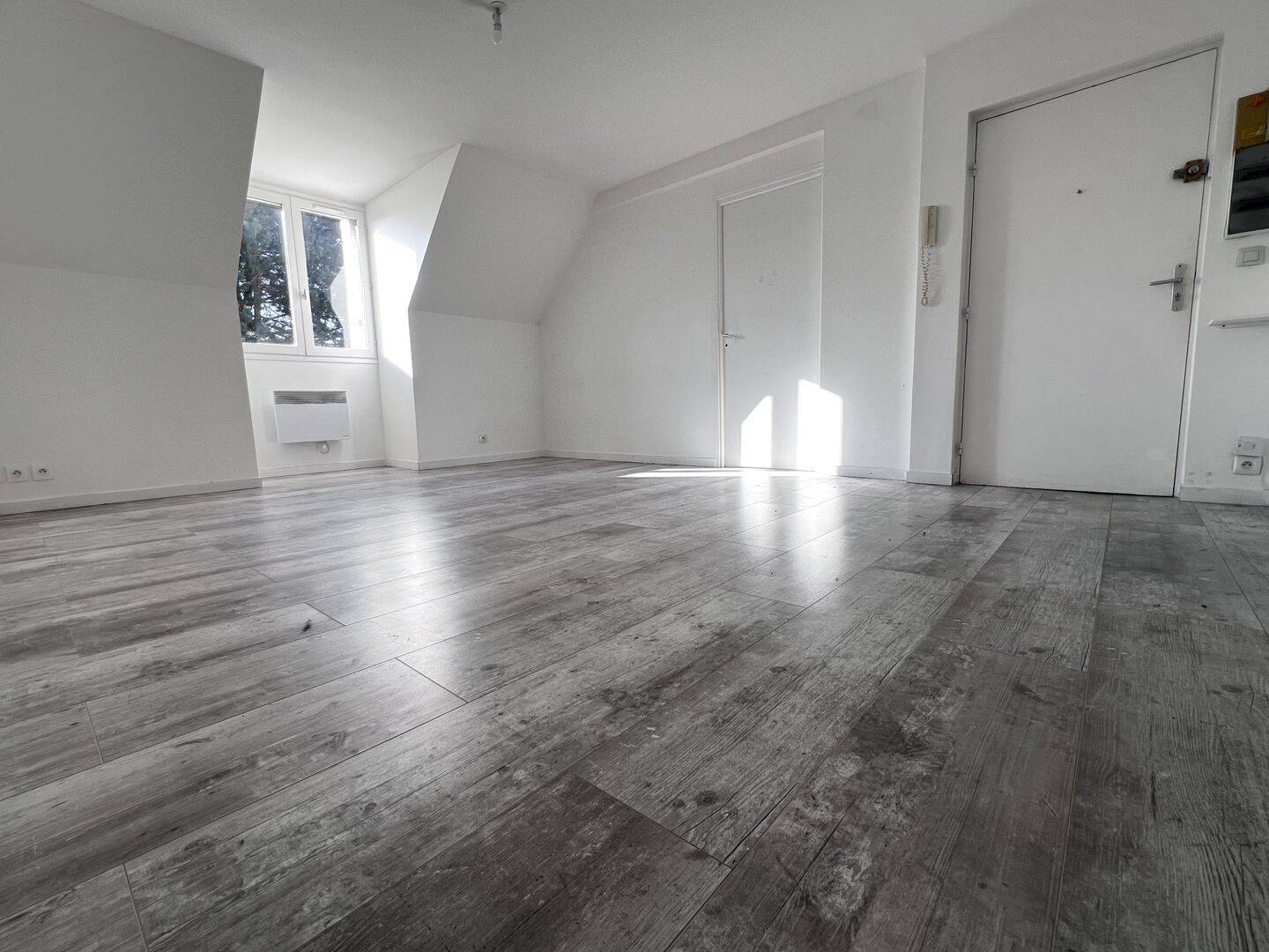 Appartement 3 pièces 57 m² · à La Chapelle-en-Serval · 57,4 m² · 995 €