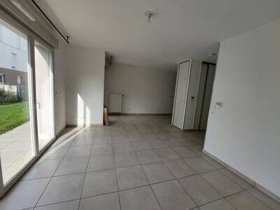 Appartement 1 pièce 33 m² · à Vétraz-Monthoux · 33,5 m² · 686 €/mois