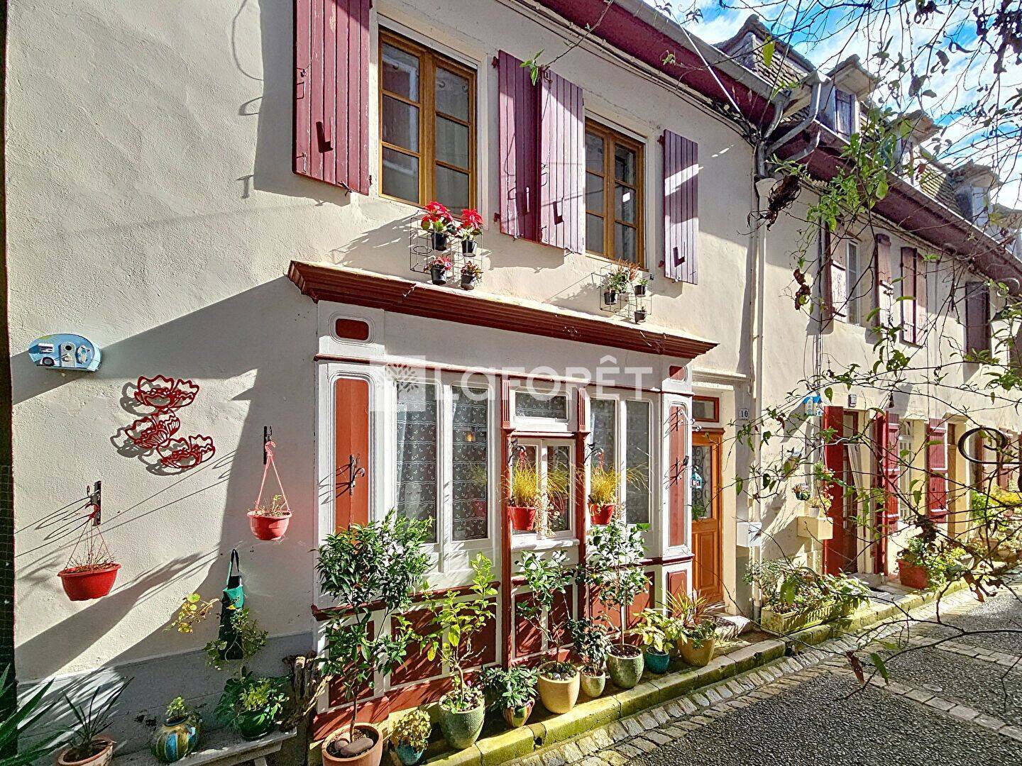 Maison 8 pièces 152 m² · à Salies-de-Béarn · 152 m² · 299 900 €