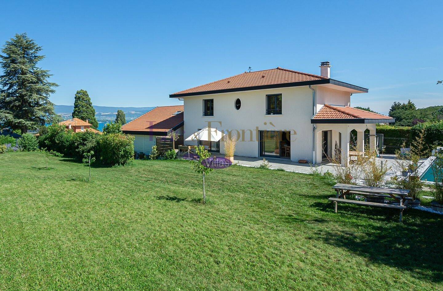 Maison 7 pièces 180 m² · à Nernier · 180 m² · 1 630 000 €