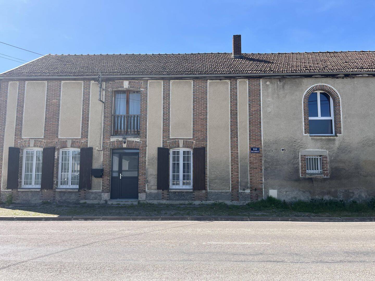 Maison 3 pièces 125 m² · à Pars-lès-Romilly · 125 m² · 130 000 €