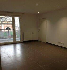 Appartement 2 pièces 38 m² · à Paris 14ème Arrondissement · 38,4 m² · 1 210 €/mois