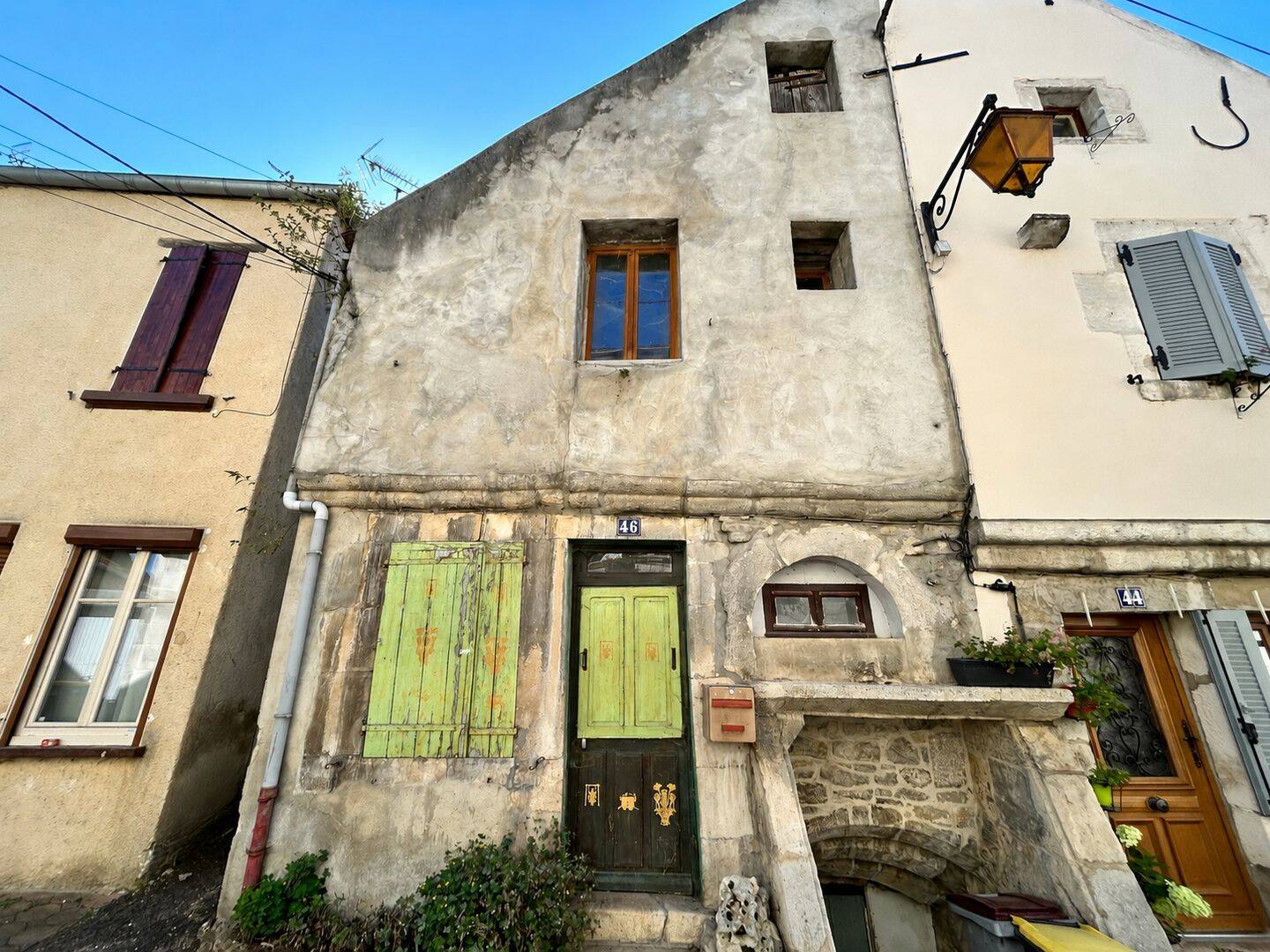Maison 4 pièces 105 m² · à Montbard · 105 m² · 34 000 €